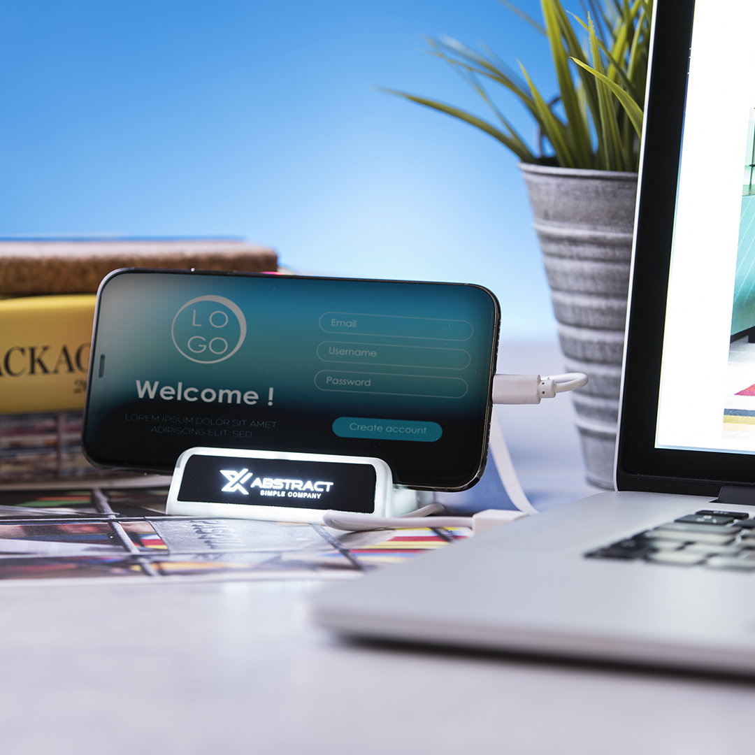 COMPUTER ACCESSORIES IN A POUCH - Hercules